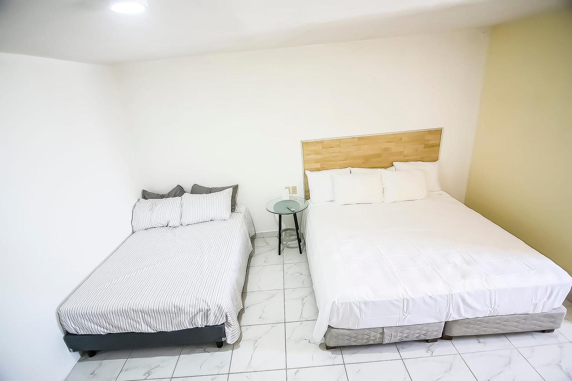 Oyo Hotel Plaza Las Torres, カボ・サン・ルーカス エクステリア 写真