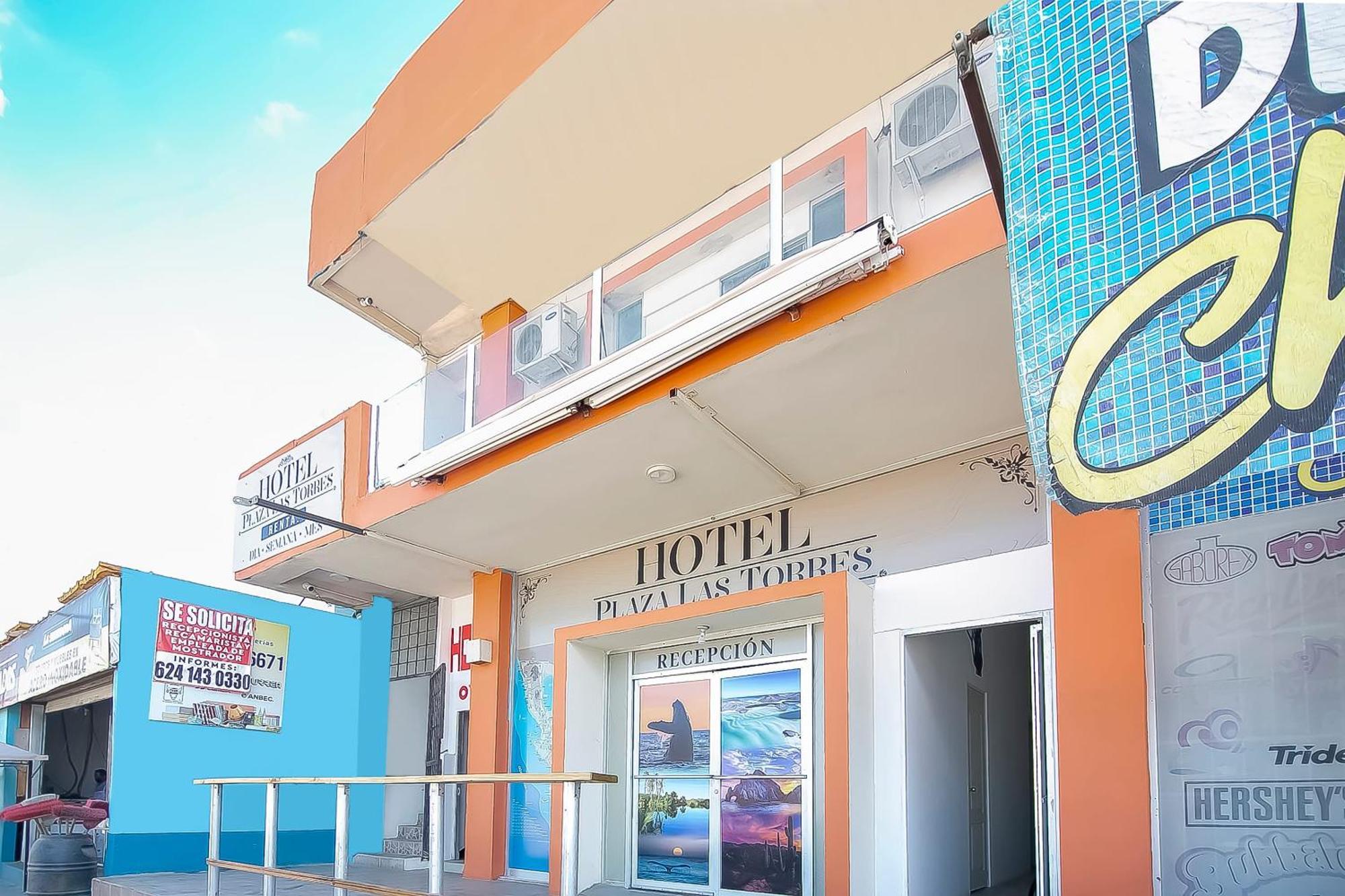 Oyo Hotel Plaza Las Torres, カボ・サン・ルーカス エクステリア 写真